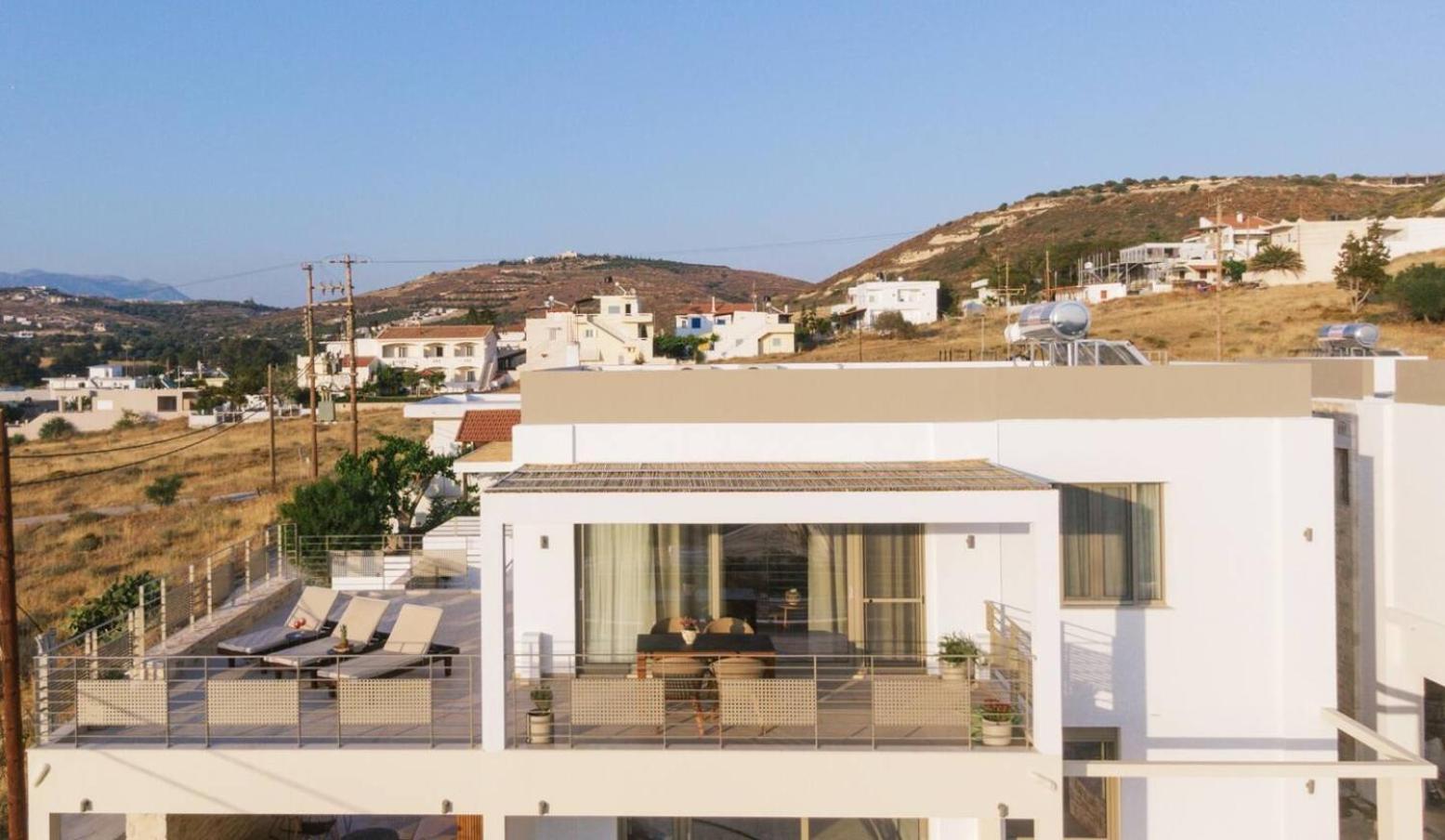 Ammokrinos Luxury Homes,150M From The Beach Kalamaki  Dış mekan fotoğraf