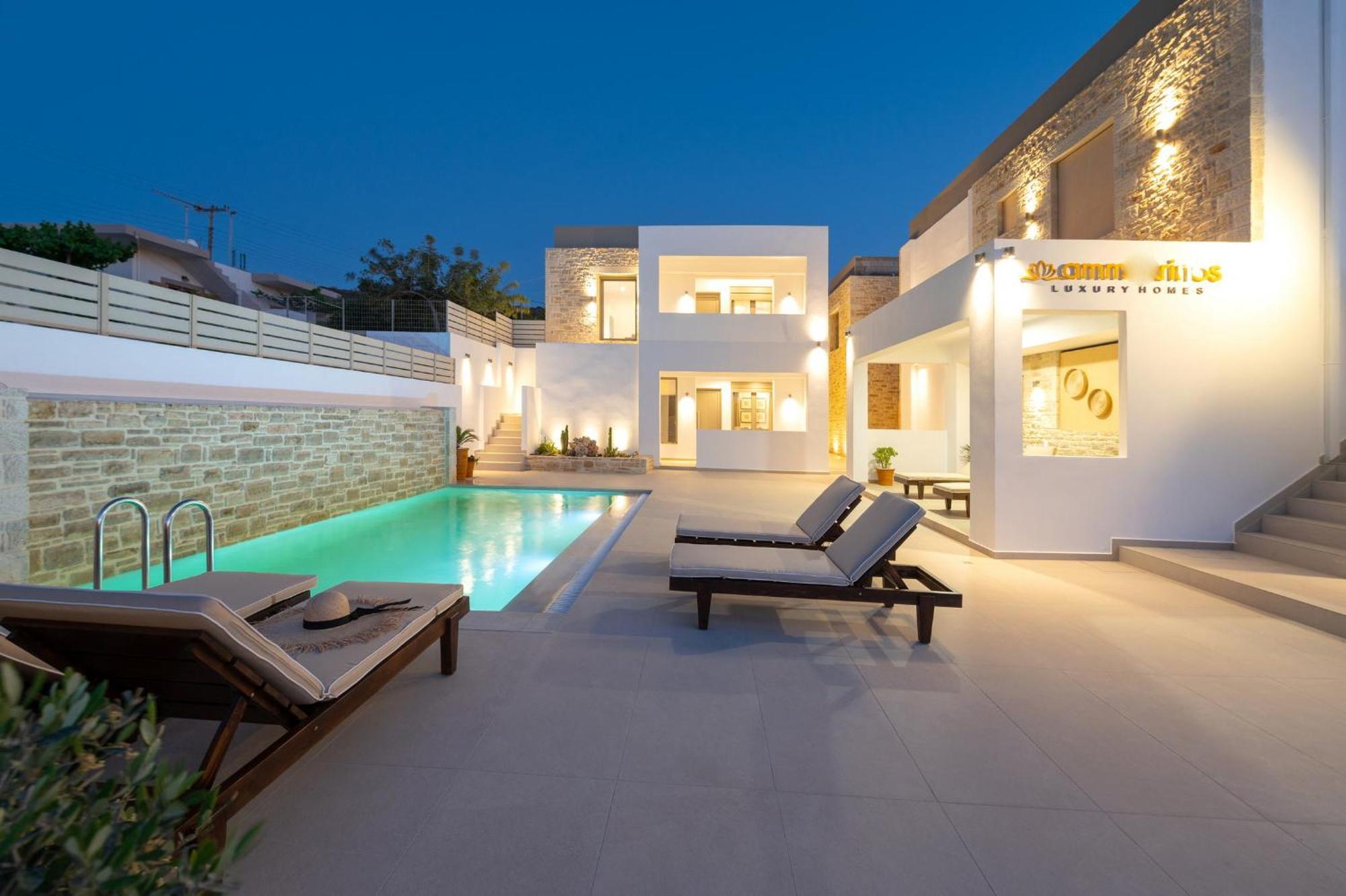 Ammokrinos Luxury Homes,150M From The Beach Kalamaki  Dış mekan fotoğraf