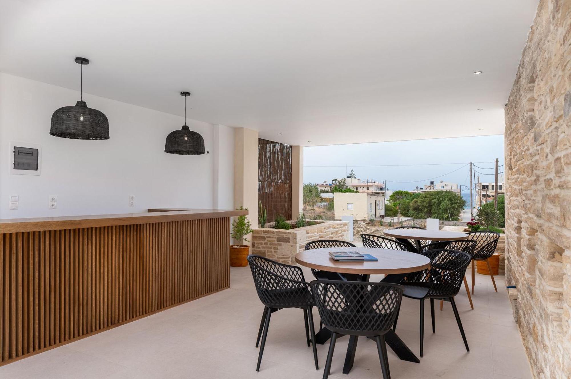Ammokrinos Luxury Homes,150M From The Beach Kalamaki  Dış mekan fotoğraf